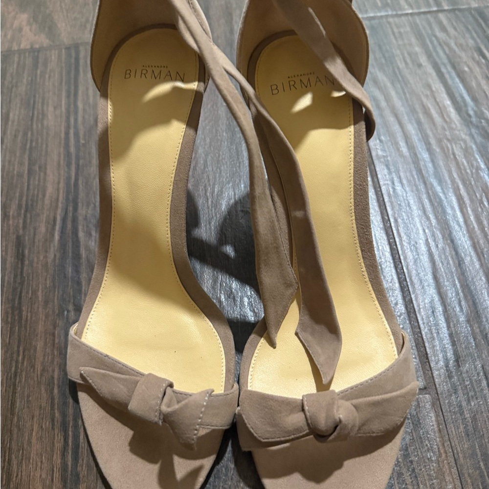 Alexandre Birman Clarita suede Tan heels Sandals
